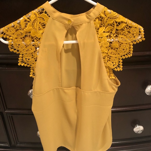 Express Sleeveless lace top. NEVER WORN - Picture 2 of 2